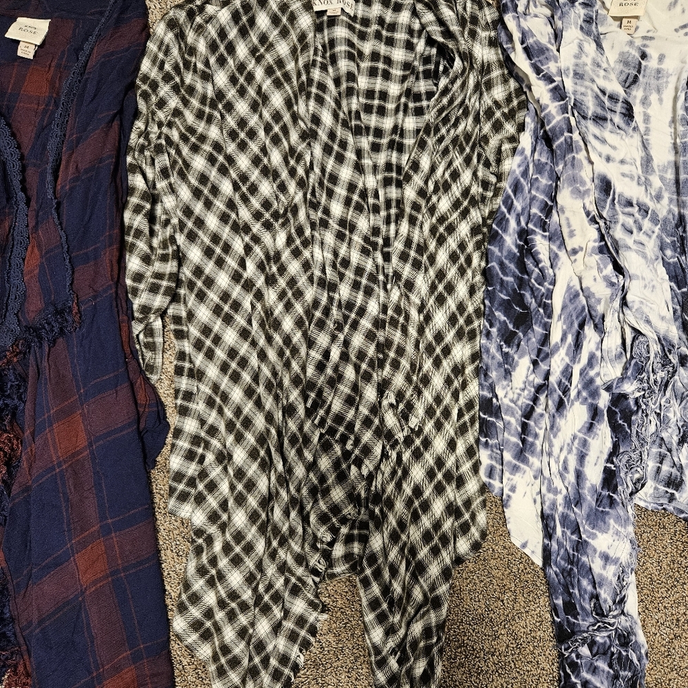 All Ladies Medium Lot: 3 Knox Rose cardigans/shrugs, 1 kimono. Comfy! - Picture 3 of 5
